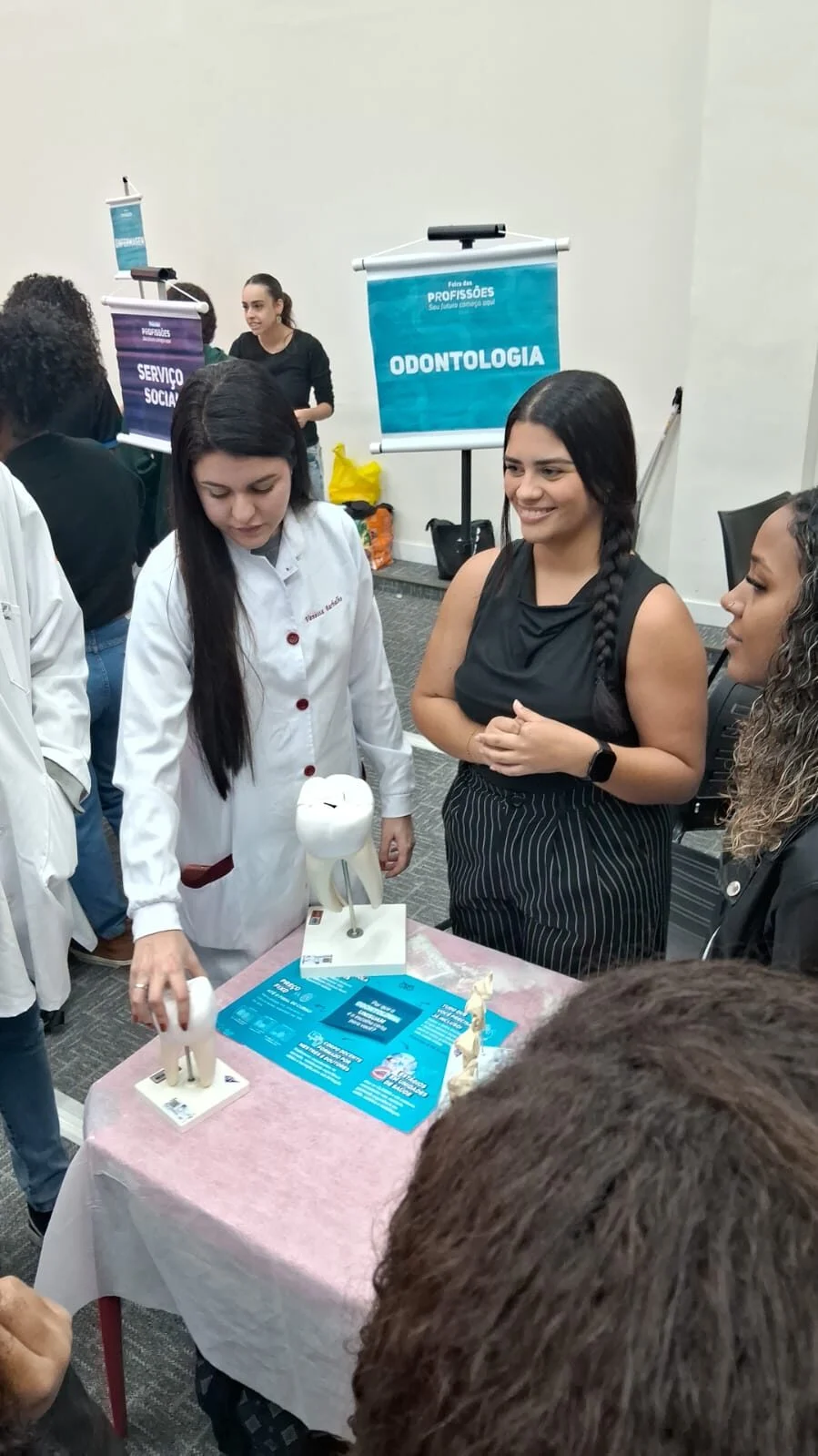 FEIRA DAS PROFISSÕES