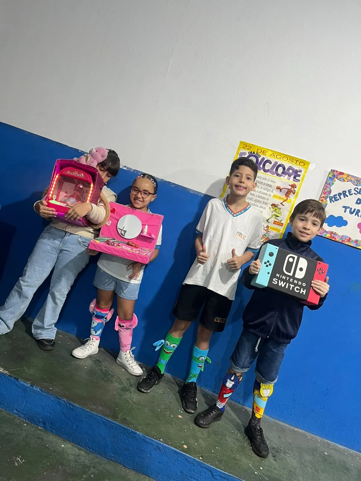 CABELO E MOCHILA MALUCA - 2026