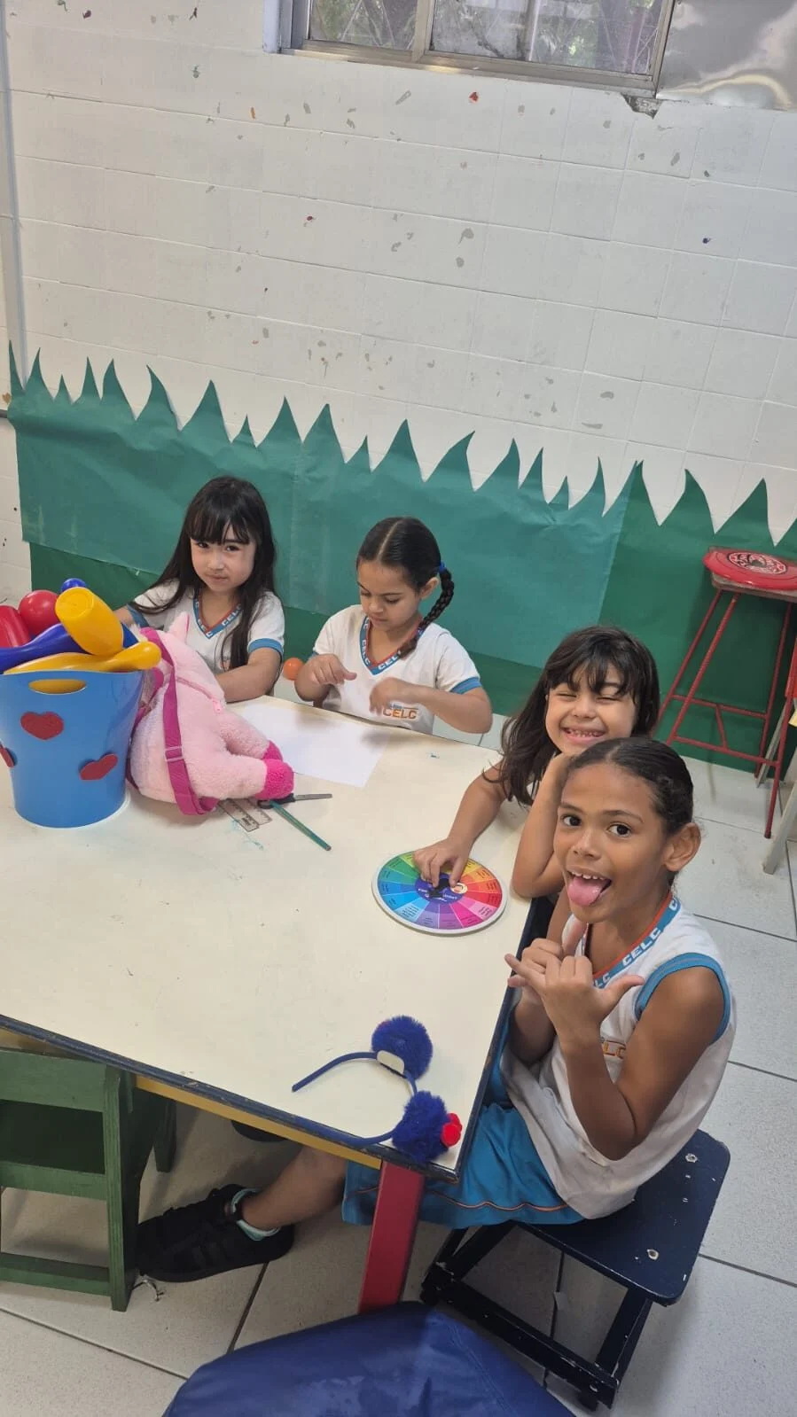 CABELO E MOCHILA MALUCA - 2026